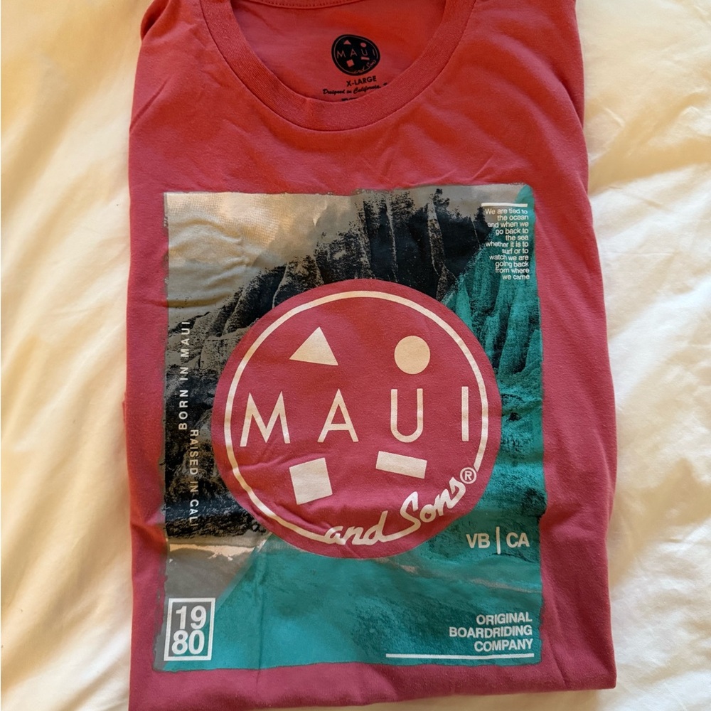 Maui and Sons Graphic T-Shirt